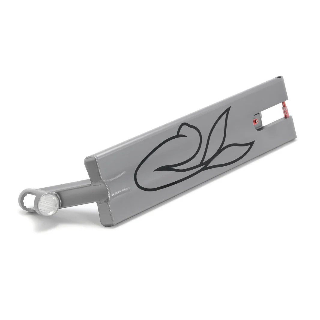 Aztek 2024 Siren Scooter Deck - Space Gray - Image 4