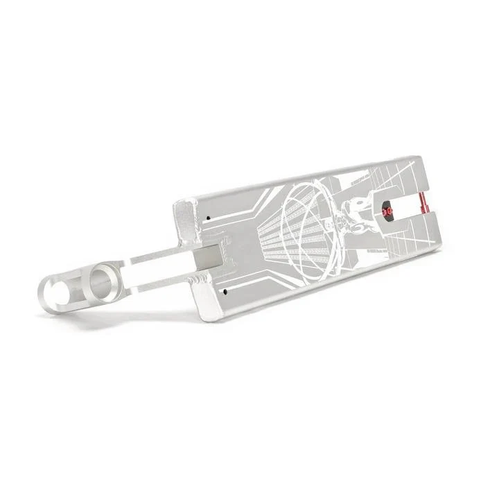 Aztek Fountain Deck 5.5″ x 21″ - Silver - Image 4
