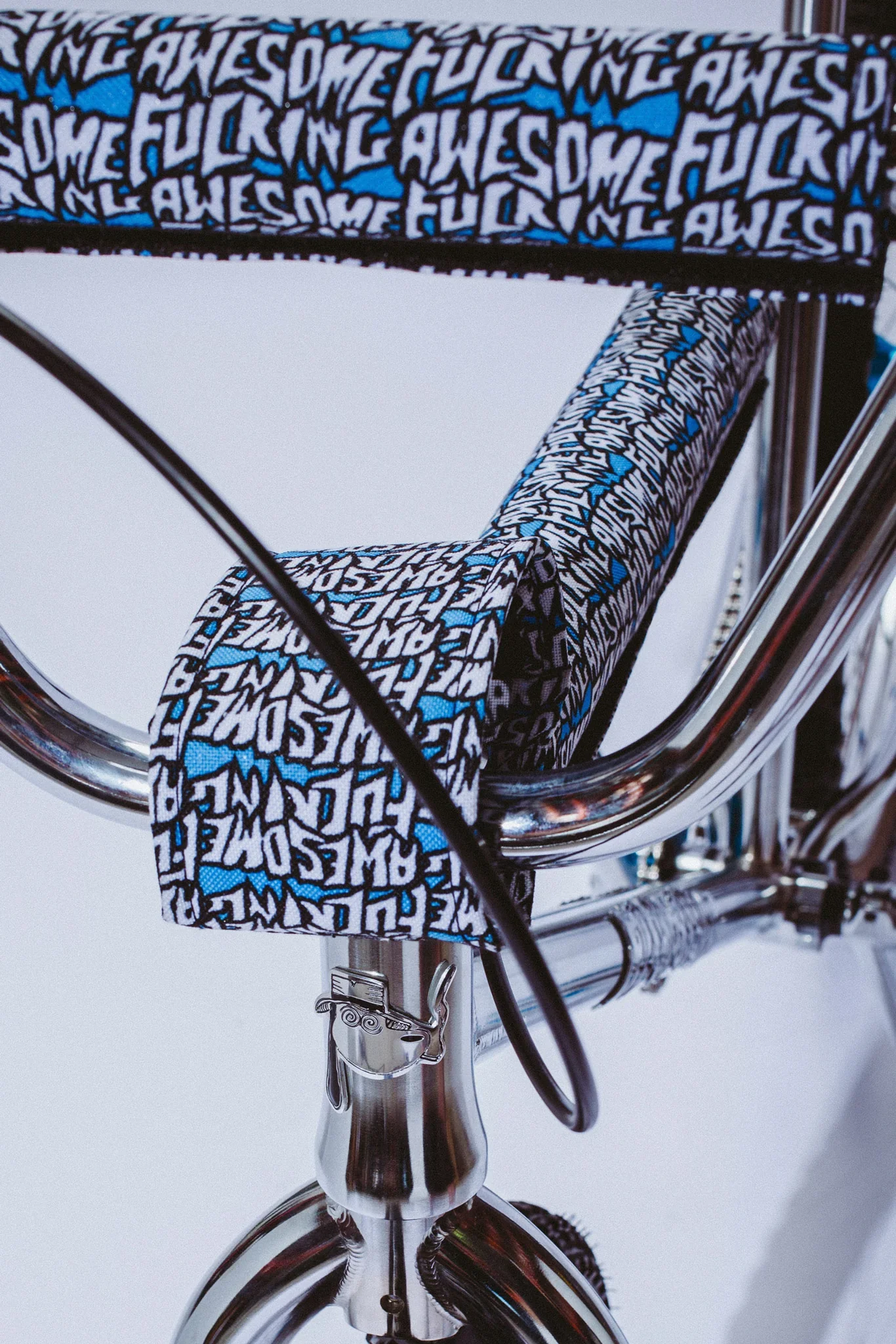 Cult x Fucking Awesome 26″ Cruiser Complete Bike - Chrome/Blue - Image 8