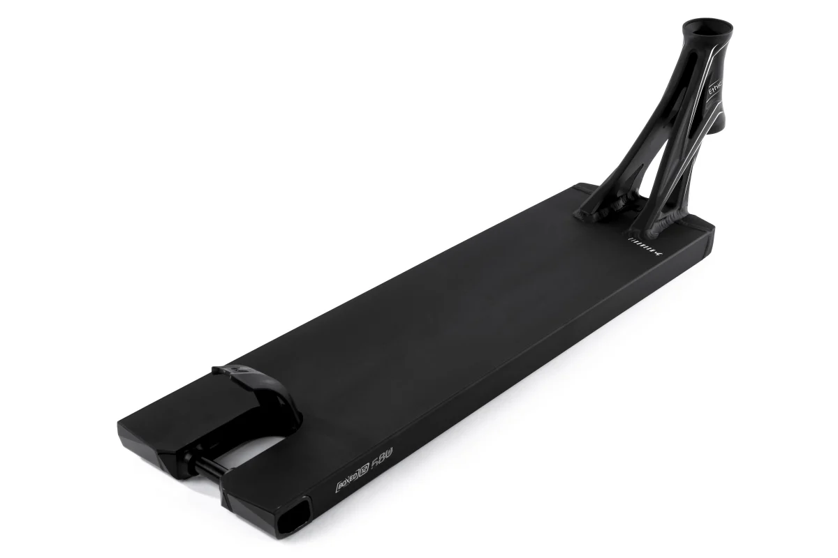 Ethic Lindworm V4 150 Scooter Deck 22.8″ - Black - Image 3