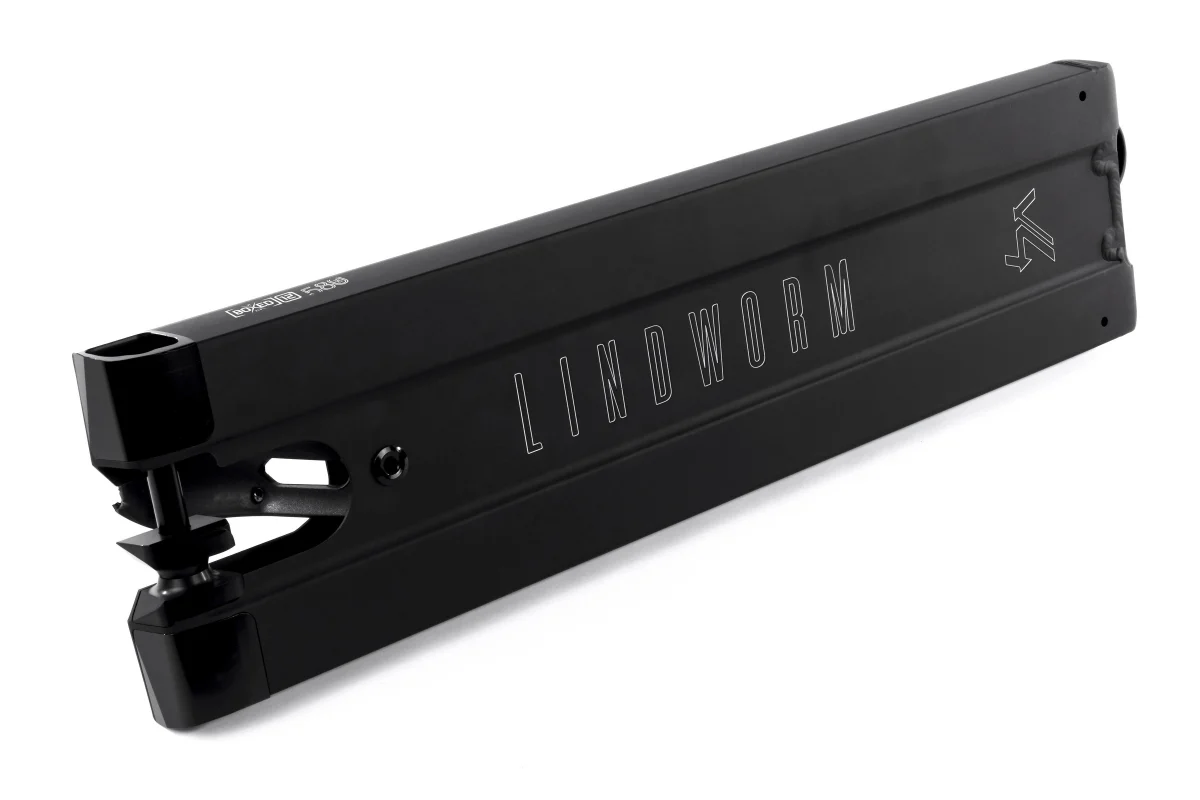 Ethic Lindworm V4 150 Scooter Deck 22.8″ - Black - Image 5