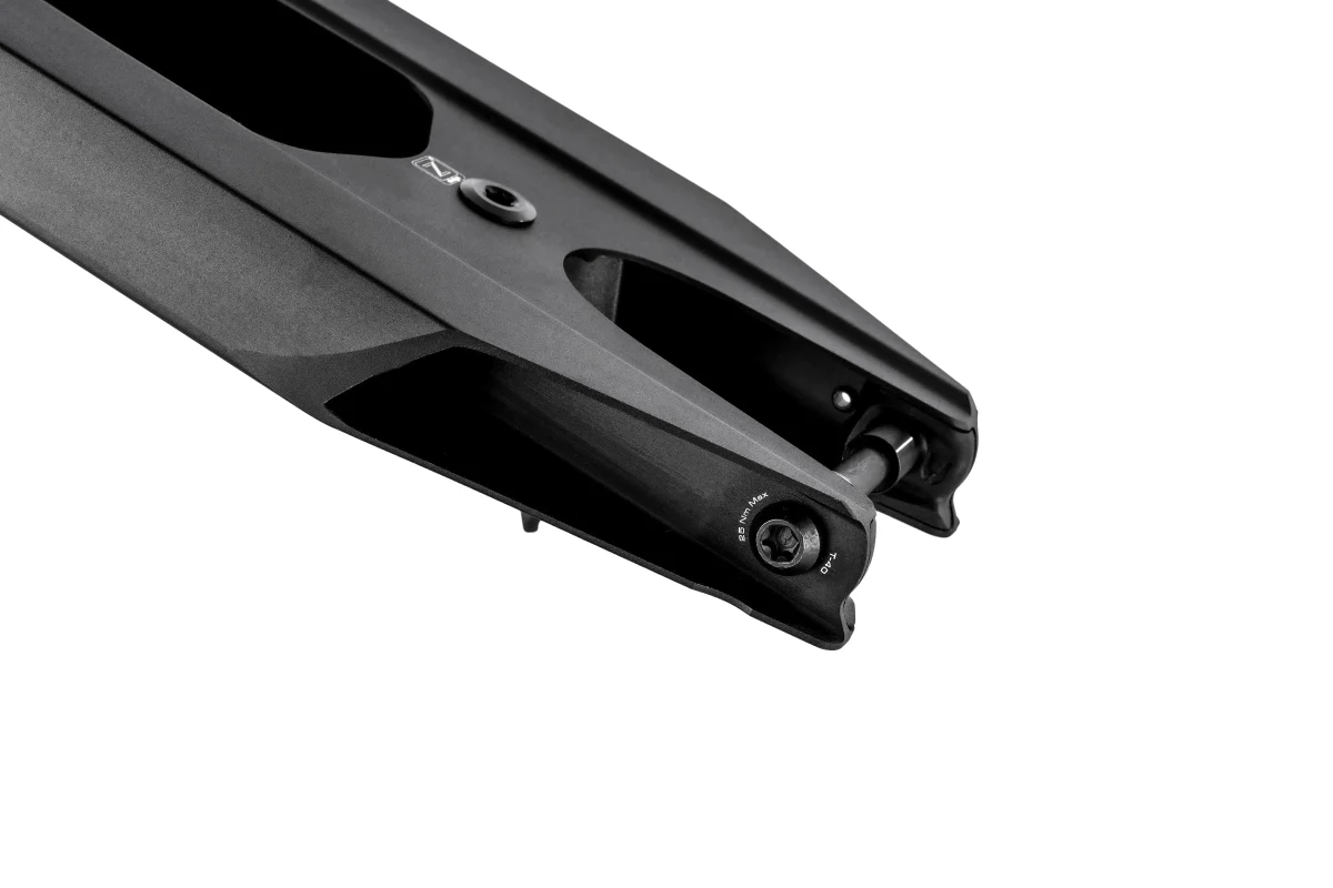 Ethic DTC Pandemonium V2 Scooter Deck 21.3″ (540mm) - Black - Image 11