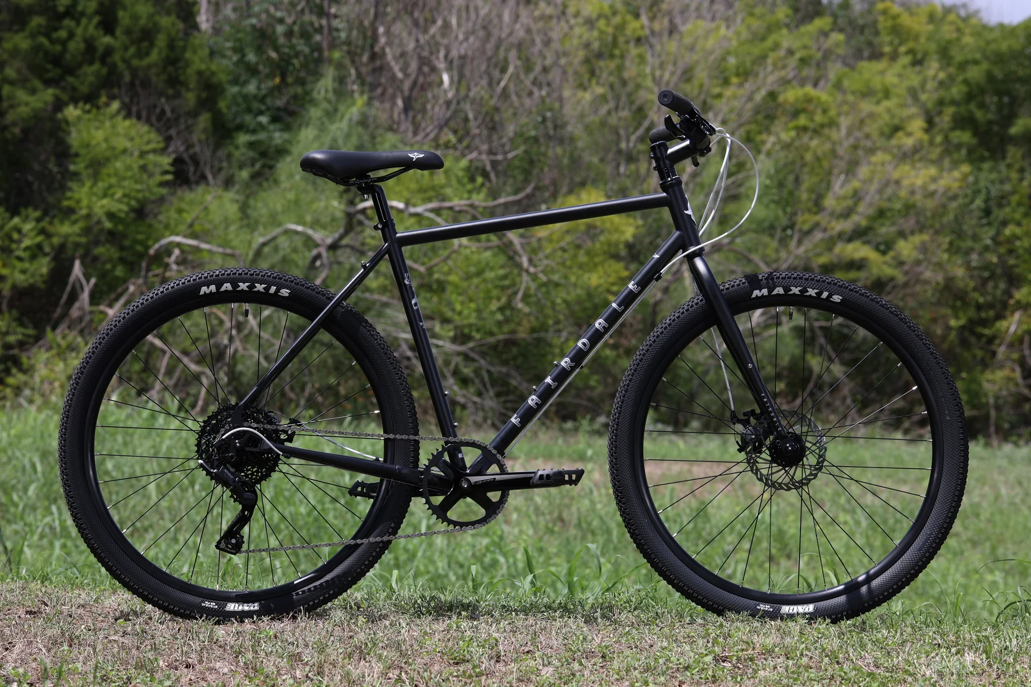 Fairdale Weekender Archer Complete Cruiser Bike - Matte Black - Image 3