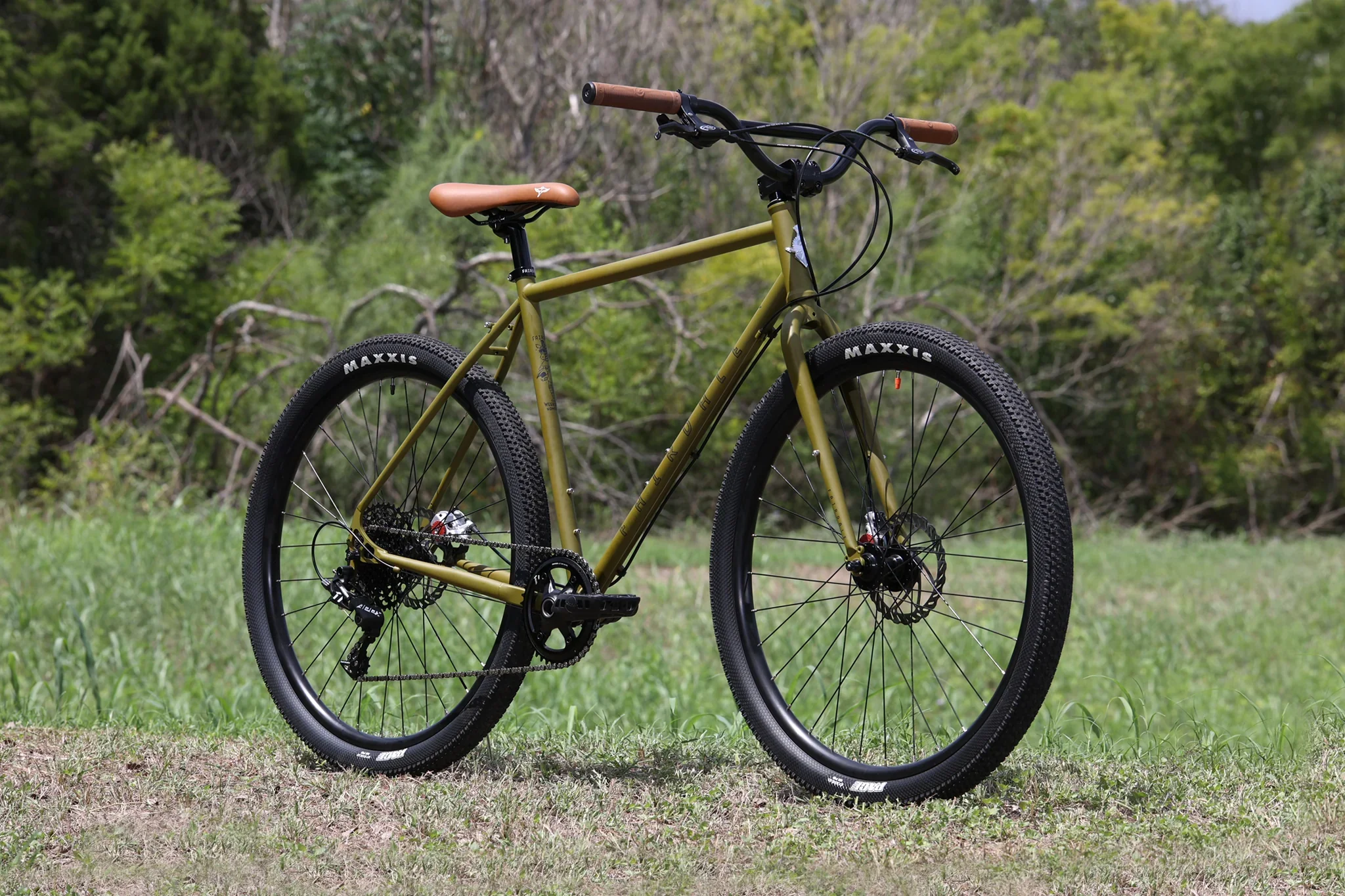 Fairdale Weekender Nomad MX Complete Cruiser Bike - Matte Army Green - Image 2