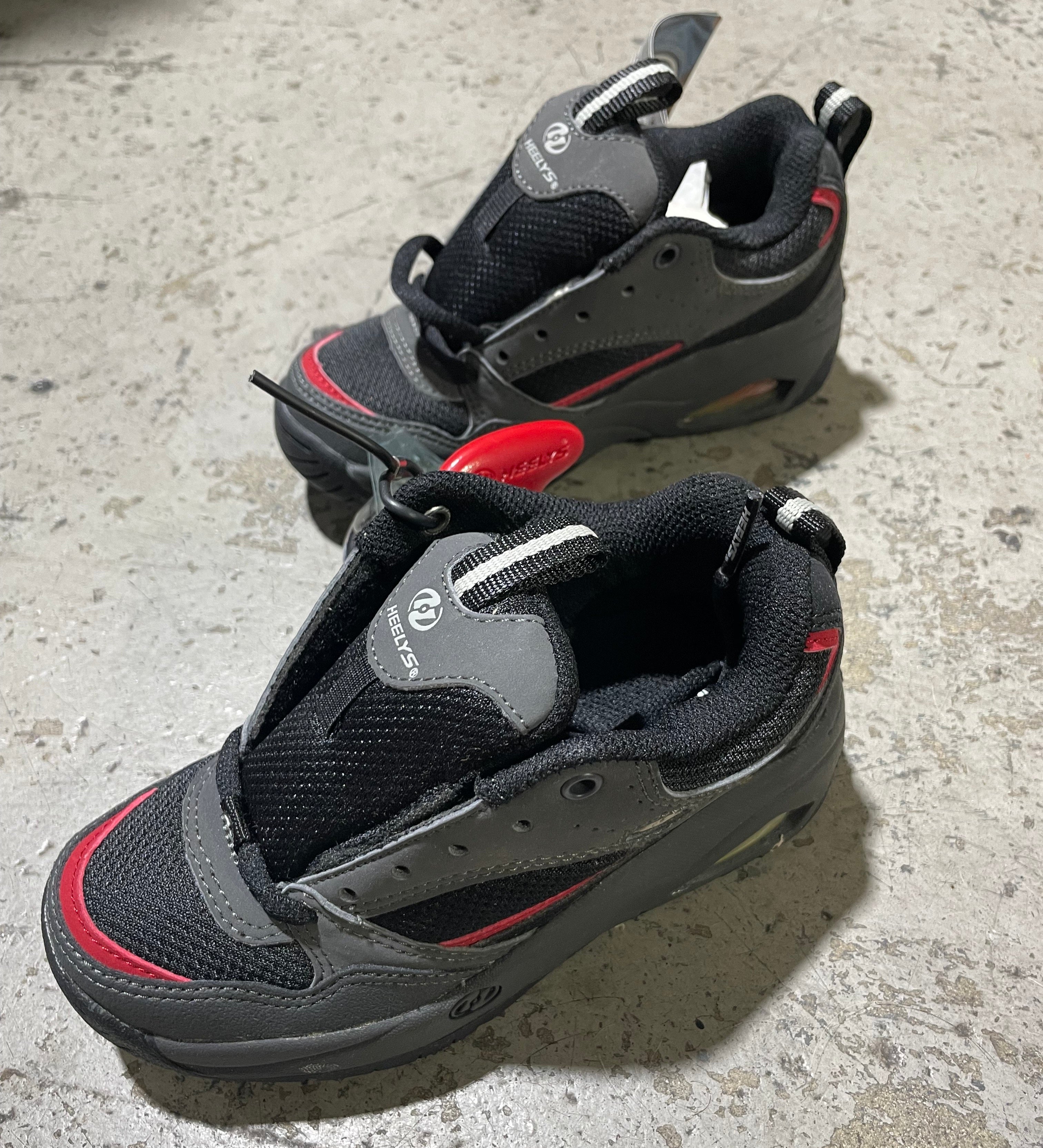 Heelys Slide Youth Skate Shoes - Charcoal/Black/Red/Light Gray - Image 2