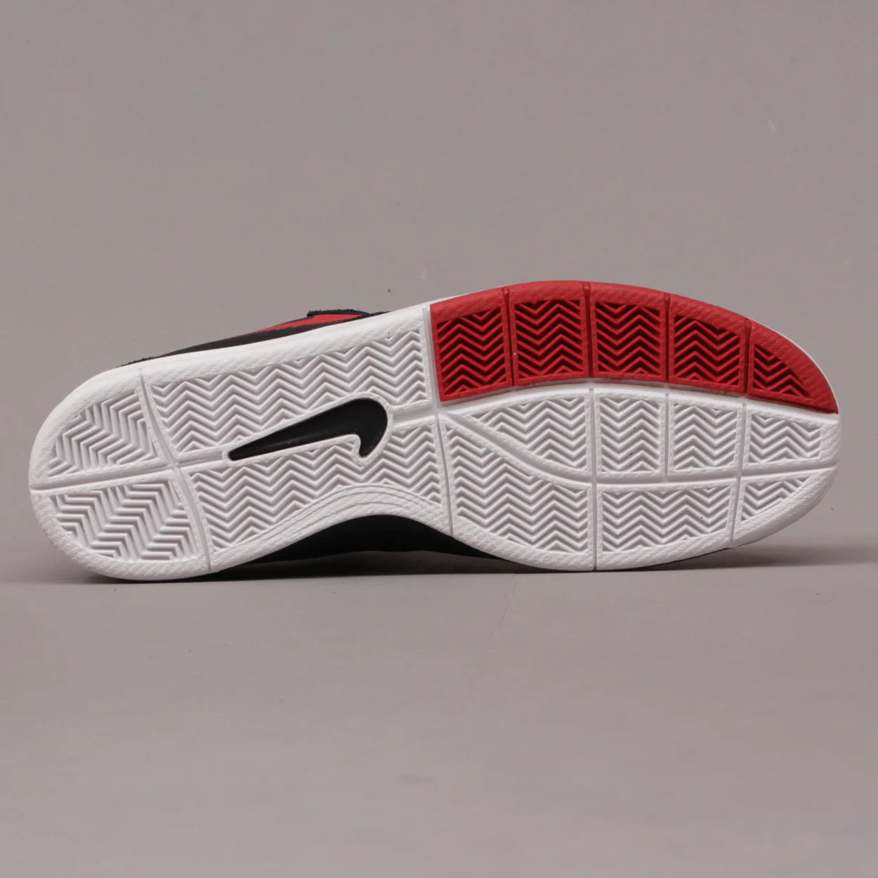 Nike Shoes Paul Rodriguez 7 - Black/University Red-White - Image 4