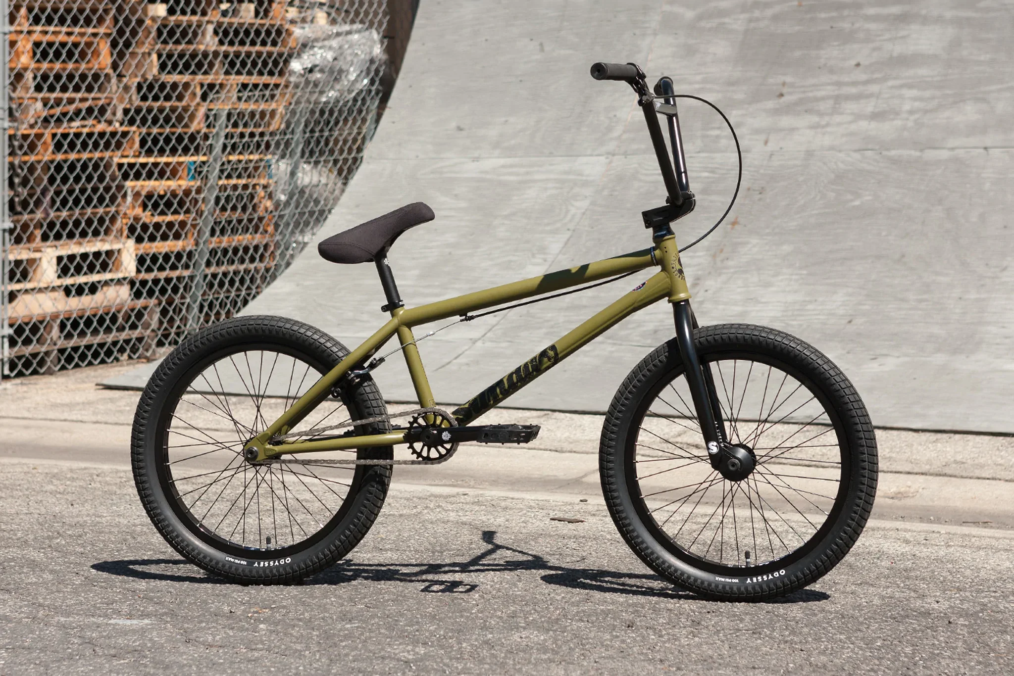 Sunday 2023 Wavelength 21″ Gary Young Signature Complete BMX Bike - Matte Army Green - Image 3