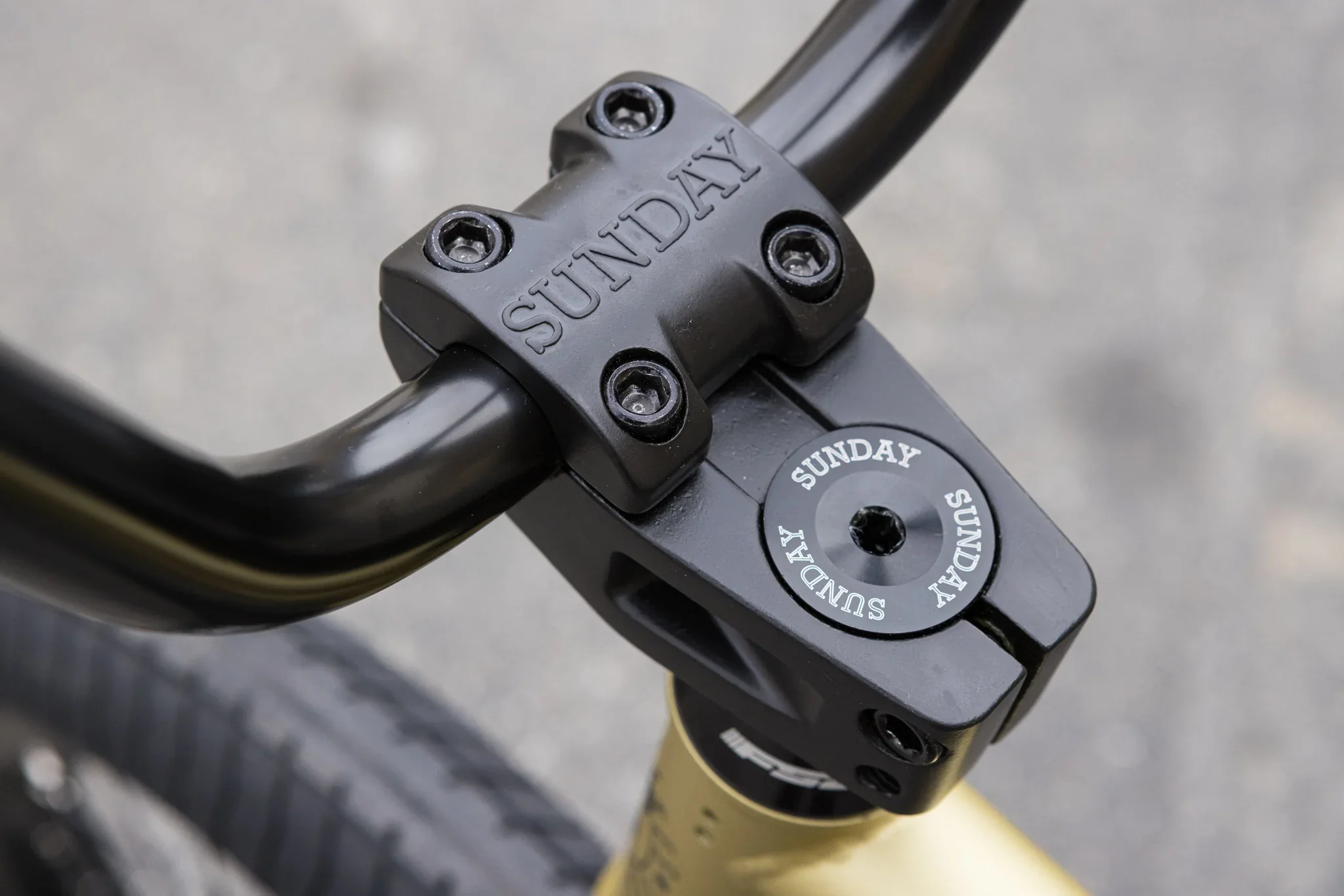 Sunday 2025 Forecaster (FC) Broc Raiford Signature 21″ Complete BMX Bike - Matte Metallic Gold (LHD) - Image 5
