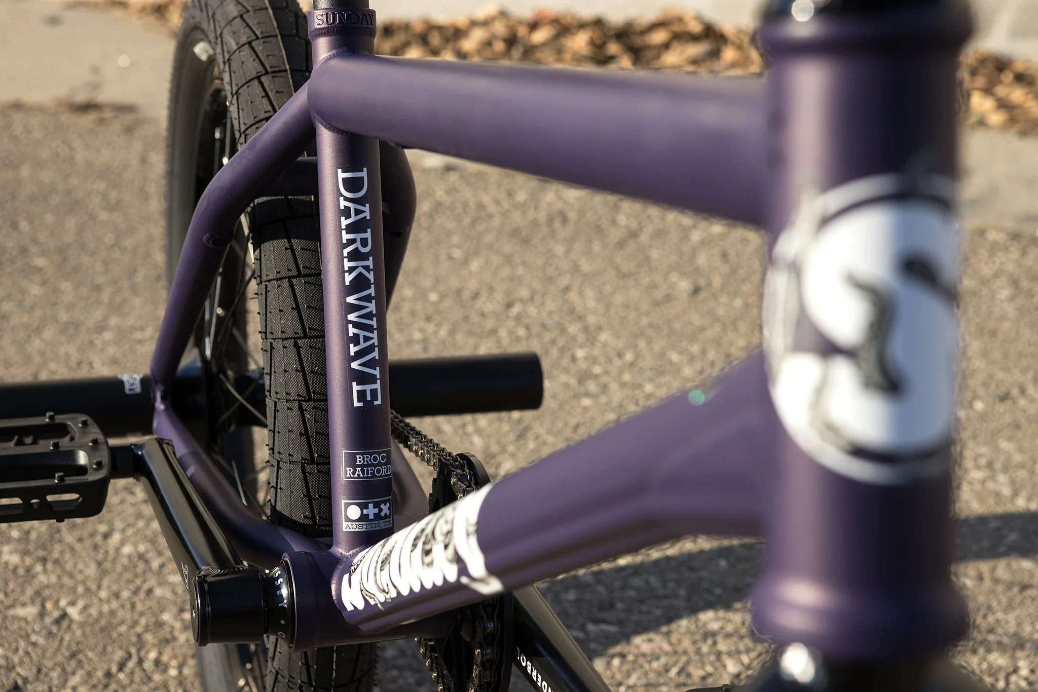 Sunday Darkwave Broc Raiford Authentic 21″ RHD Complete BMX - Matte Midnight Purple - Image 8