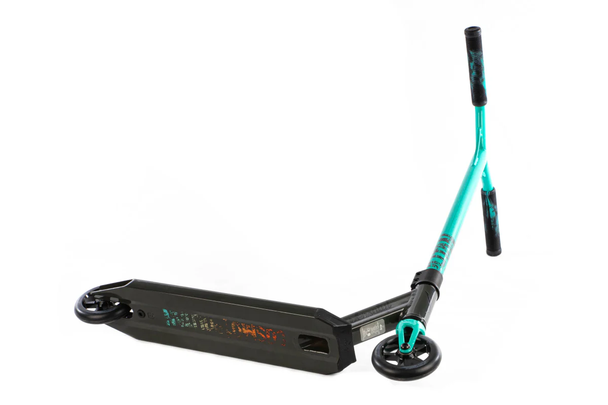 Versatyl Cosmopolitan V2 Complete Scooter - Blue/Black - Image 2
